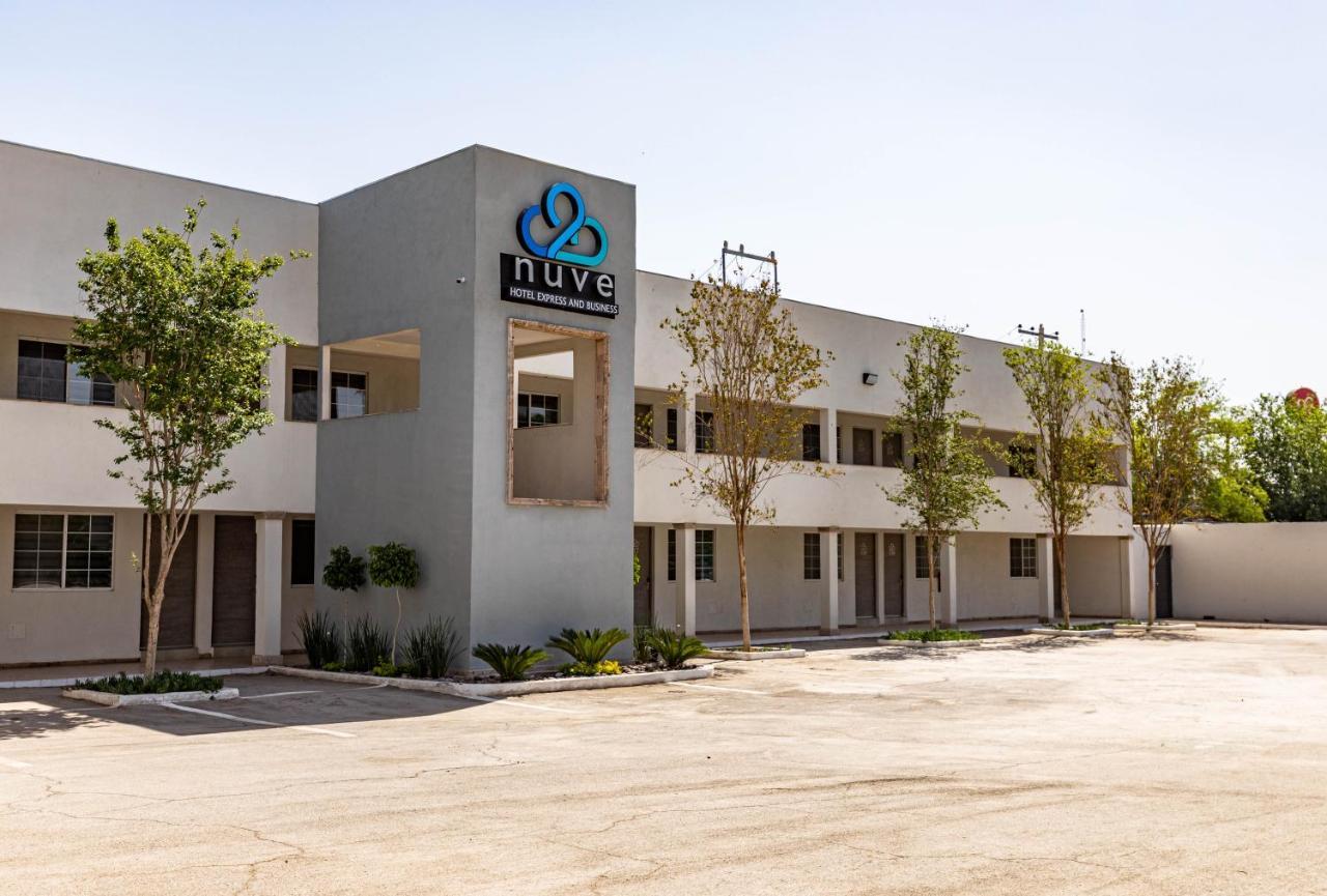 Hotel Nuve ゴメスパラシオ エクステリア 写真