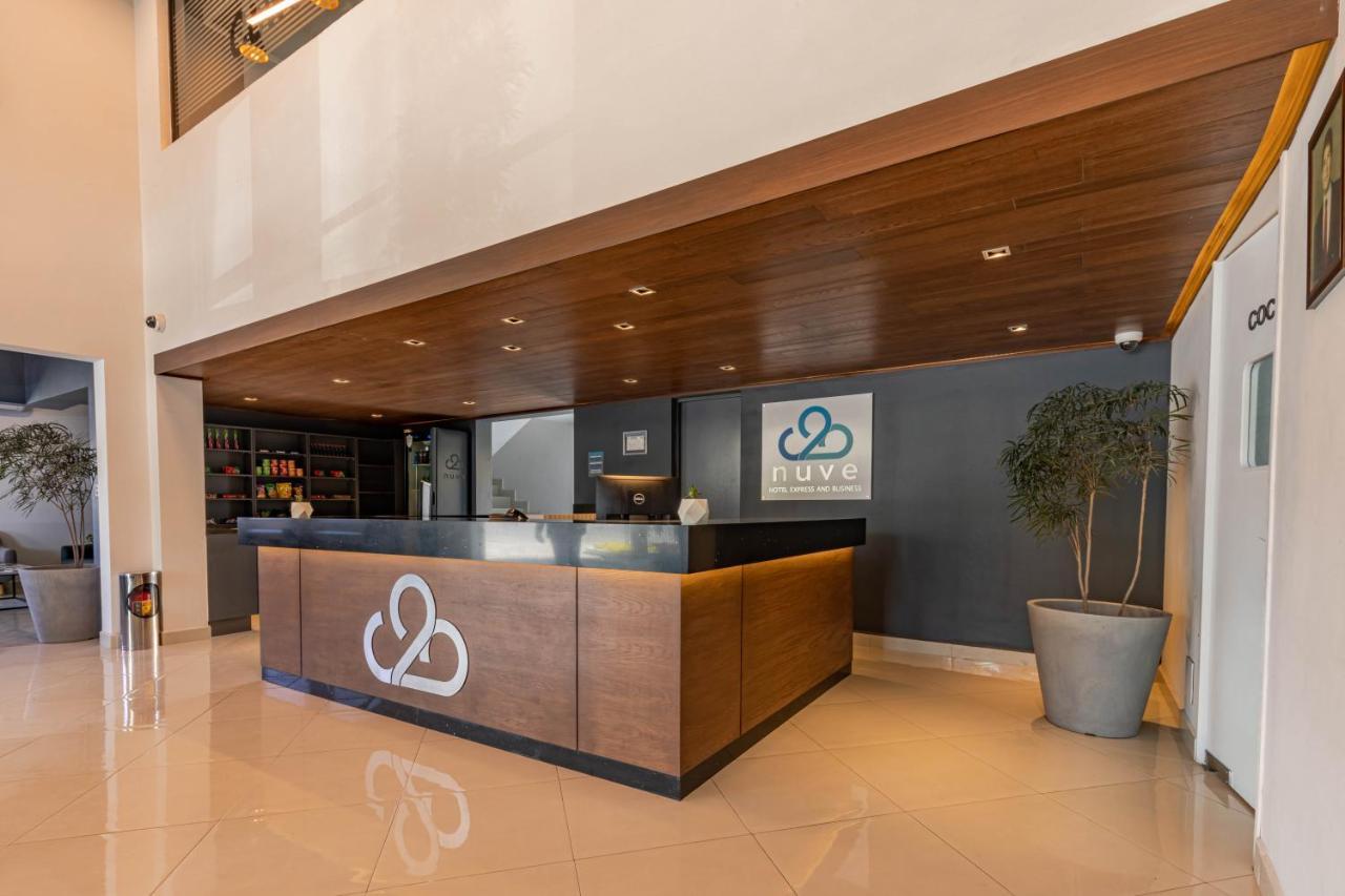 Hotel Nuve ゴメスパラシオ エクステリア 写真